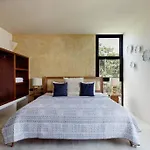 Nice And Cozy Ph With Private Pool