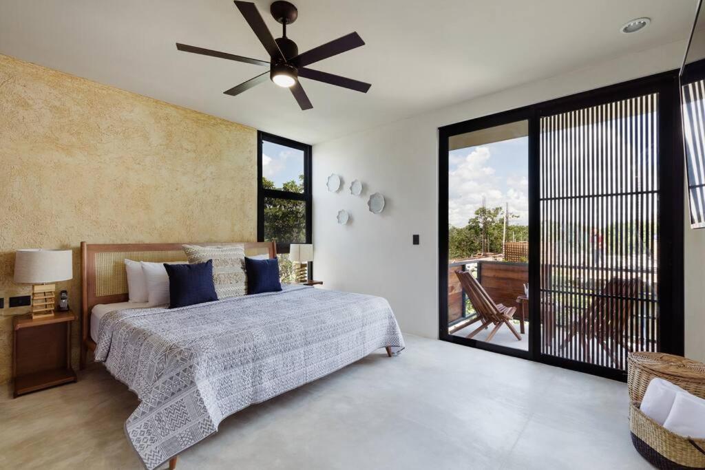 Apartment And Cozy Ph With Private Pool